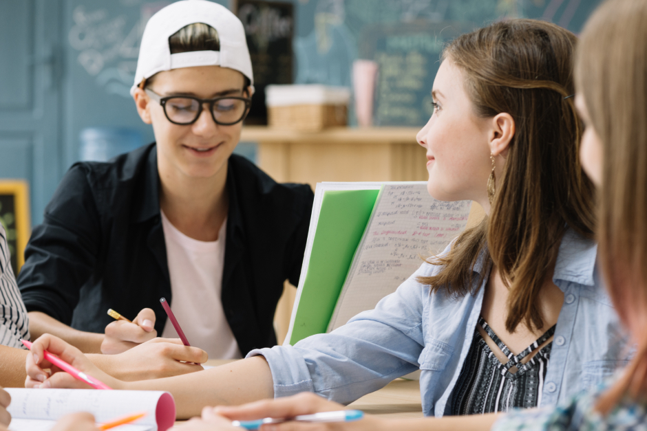 Improve Workplace Communication with Emcan Georgia's Corporate English Training